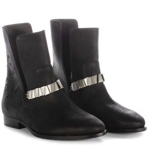 Sleek Black Ankle Boots with Metallic Detail